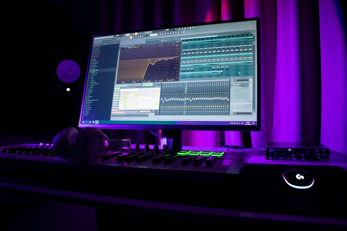 The Best Tablet for Graphics in 2024: Why Your Art Deserves Better