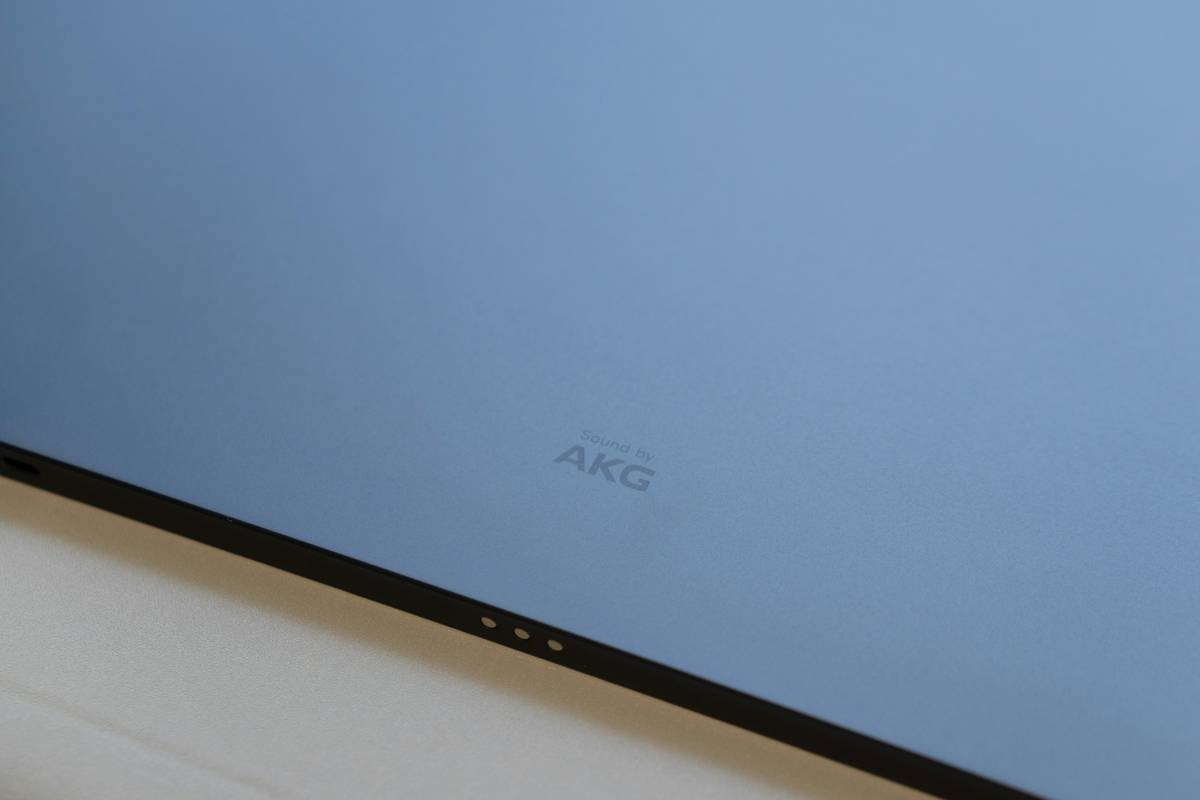 Image showing erratic input issues on an uncalibrated tablet screen