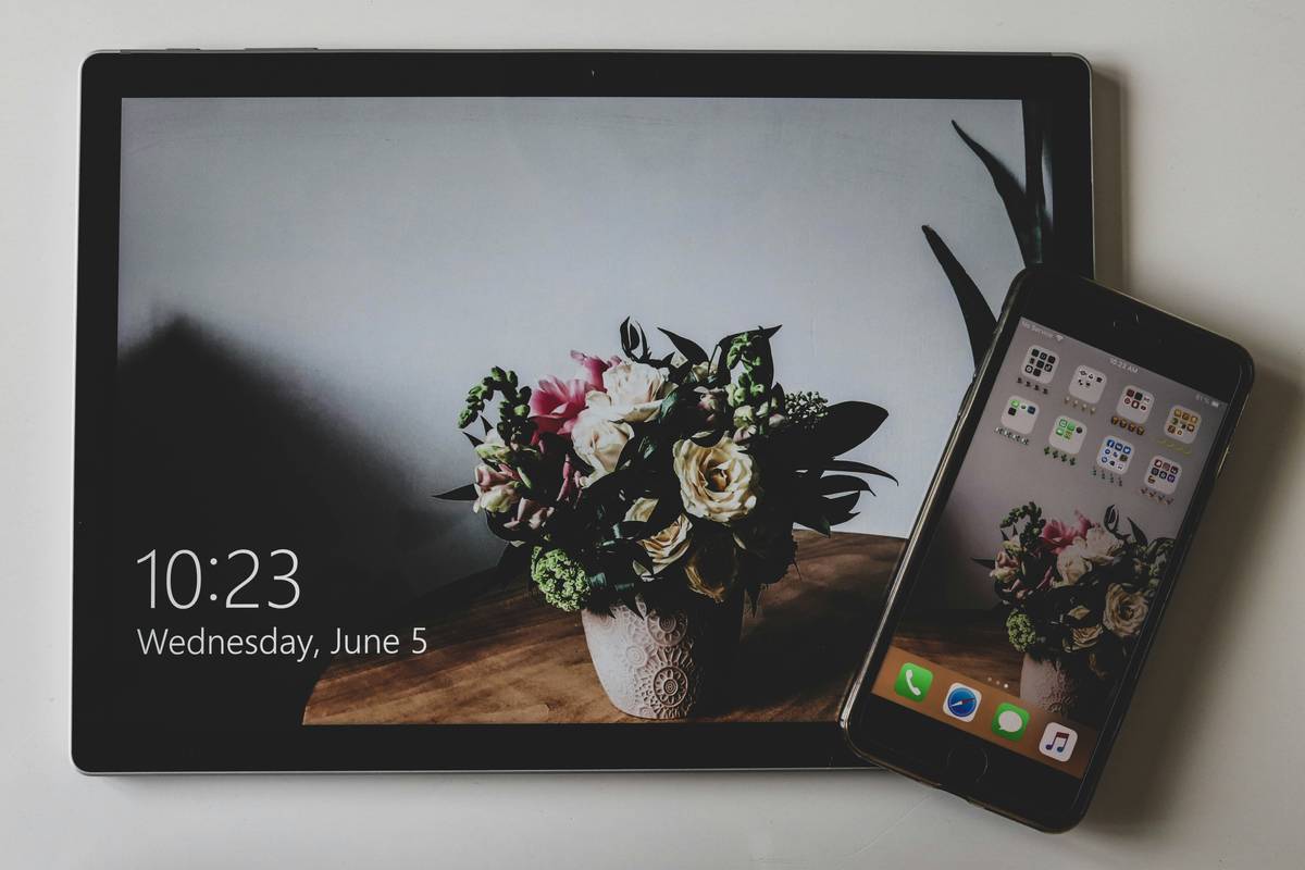 Glossy vs Matte Displays: Why Gamers Are Divided on the Best Gaming Tablets